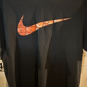Nike tee Men’s Large